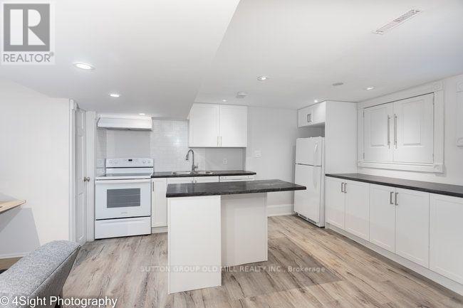 53 Savona Drive, Toronto, Ontario  M8W 4V2 - Photo 22 - W13869962