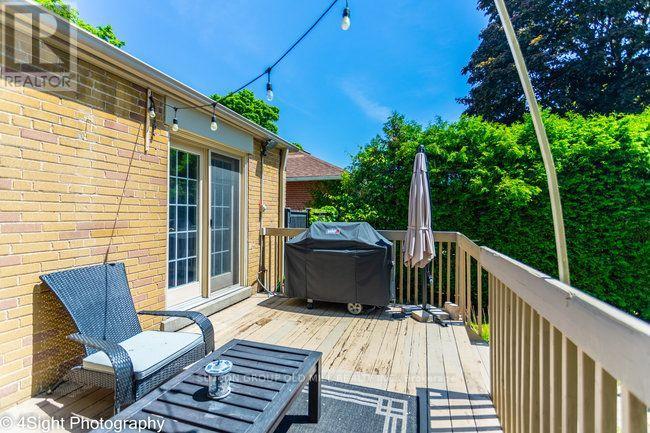 53 Savona Drive, Toronto, Ontario  M8W 4V2 - Photo 6 - W13869962