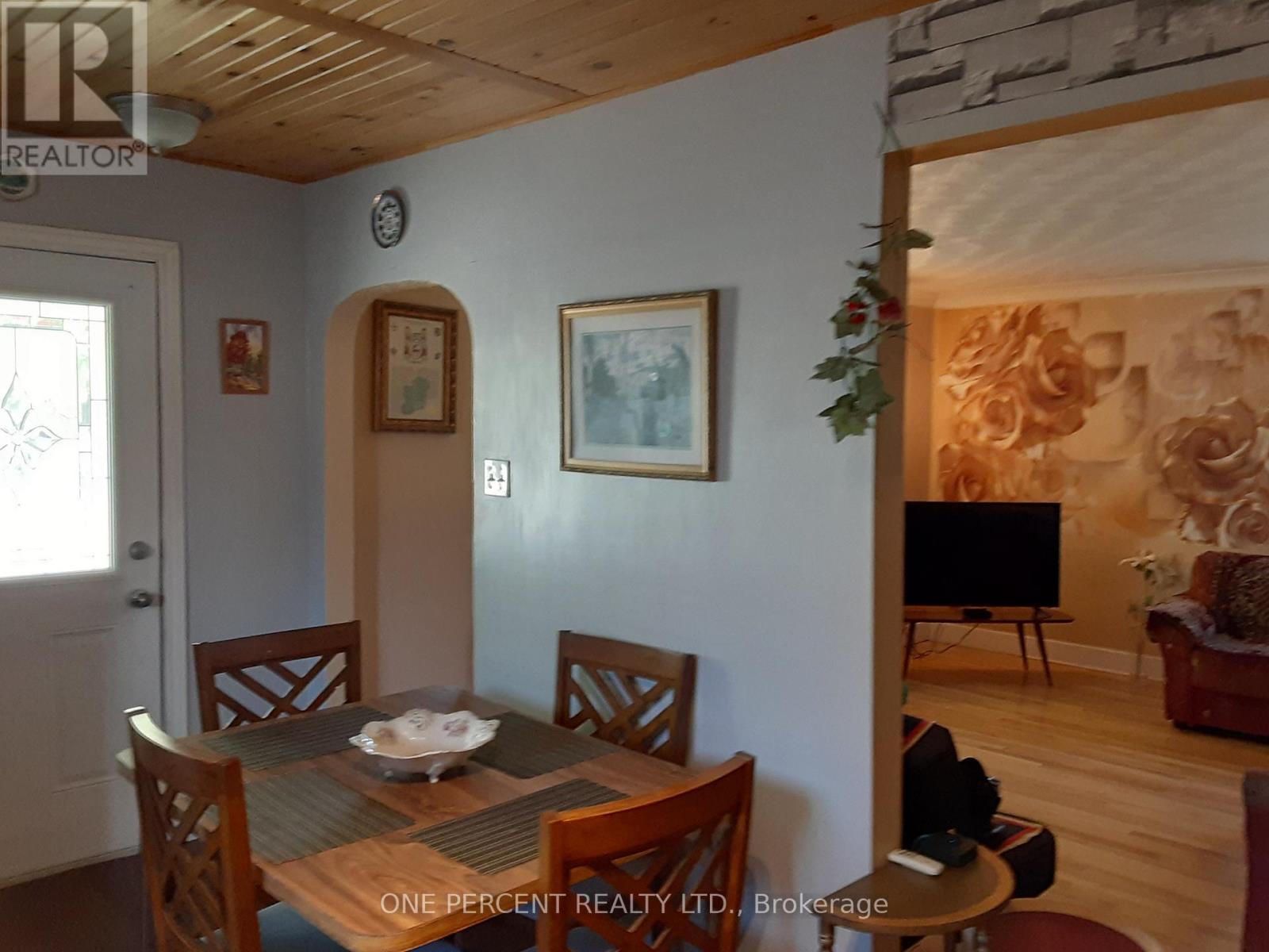 511 St Felix Street, Cornwall, Ontario  K6H 5B2 - Photo 9 - X13630844