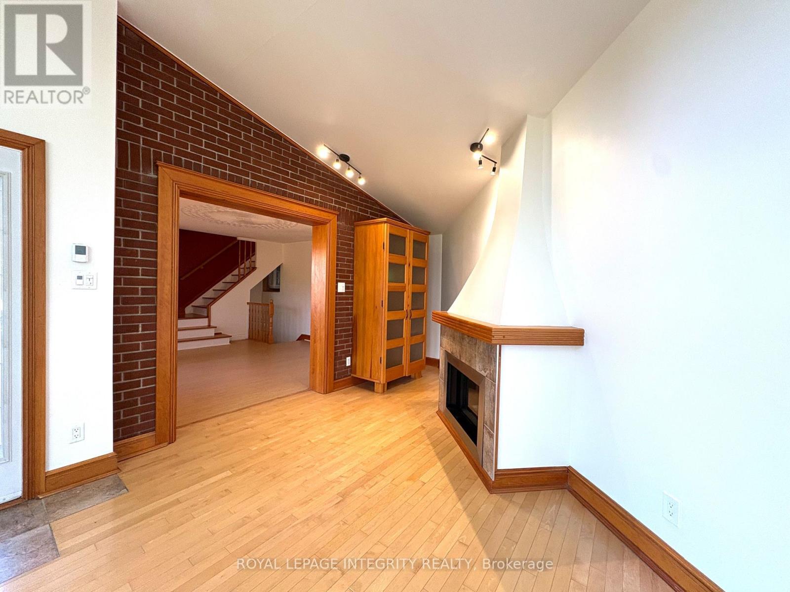 1222 Dorchester Avenue, Ottawa, Ontario  K1Z 8E4 - Photo 6 - X13866468