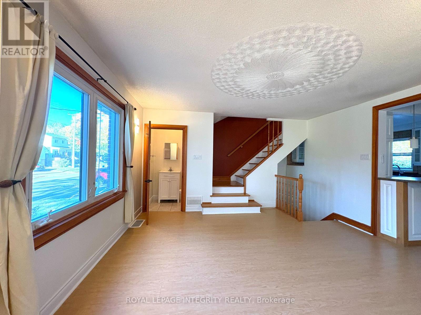 1222 Dorchester Avenue, Ottawa, Ontario  K1Z 8E4 - Photo 8 - X13866468