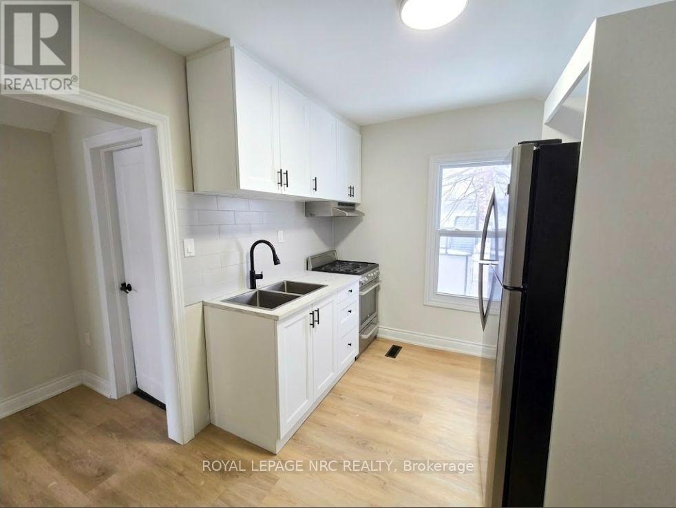 Unit 2 - 129 Durham Street, Port Colborne, Ontario  L3K 1E1 - Photo 2 - X13869978