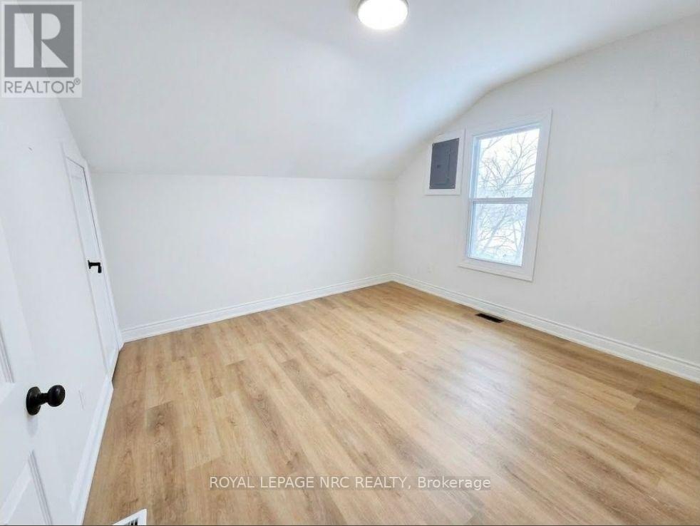 Unit 2 - 129 Durham Street, Port Colborne, Ontario  L3K 1E1 - Photo 8 - X13869978