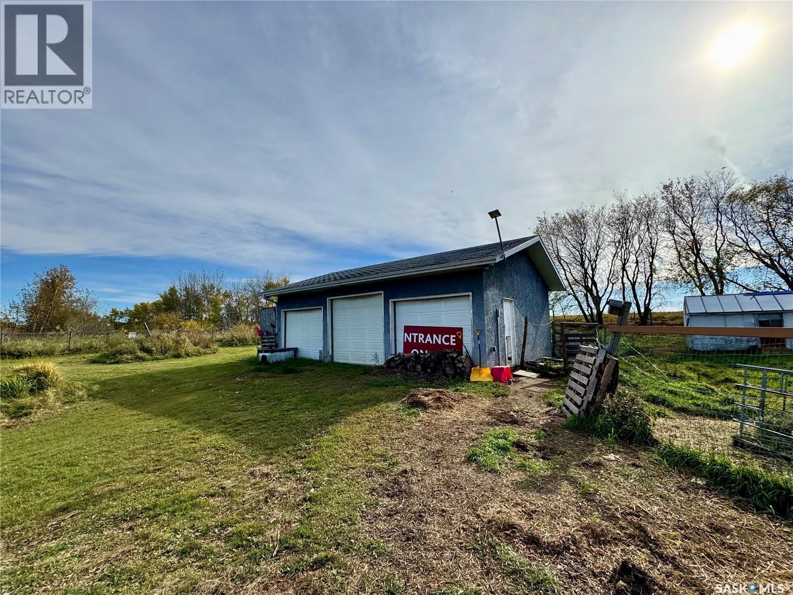 Hwy 2 South Acreage, Prince Albert Rm No. 461, Saskatchewan  S6V 5P9 - Photo 17 - SK050438