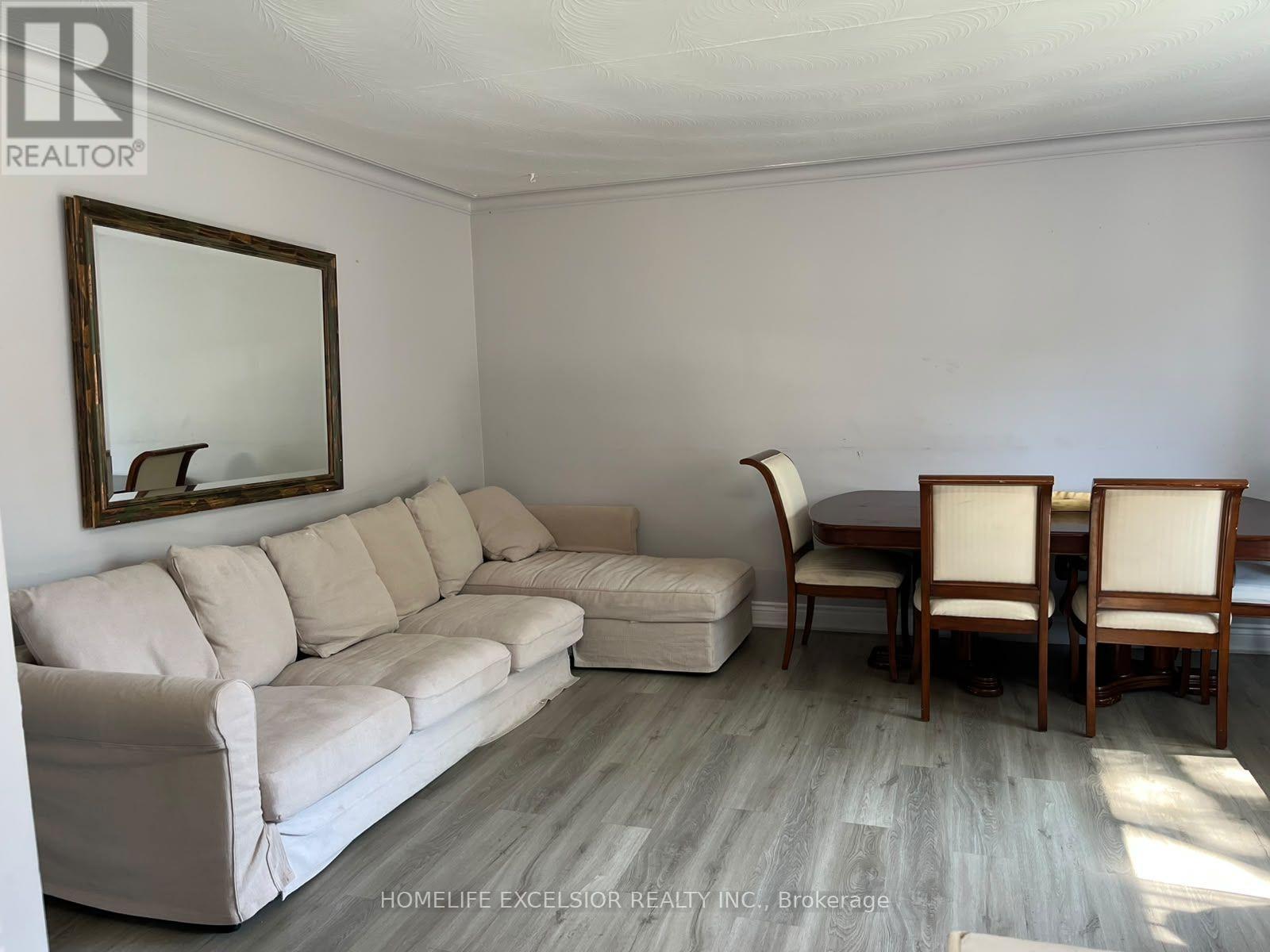 Main - 188 Confederation Drive, Toronto, Ontario  M1G 1B1 - Photo 4 - E13869998