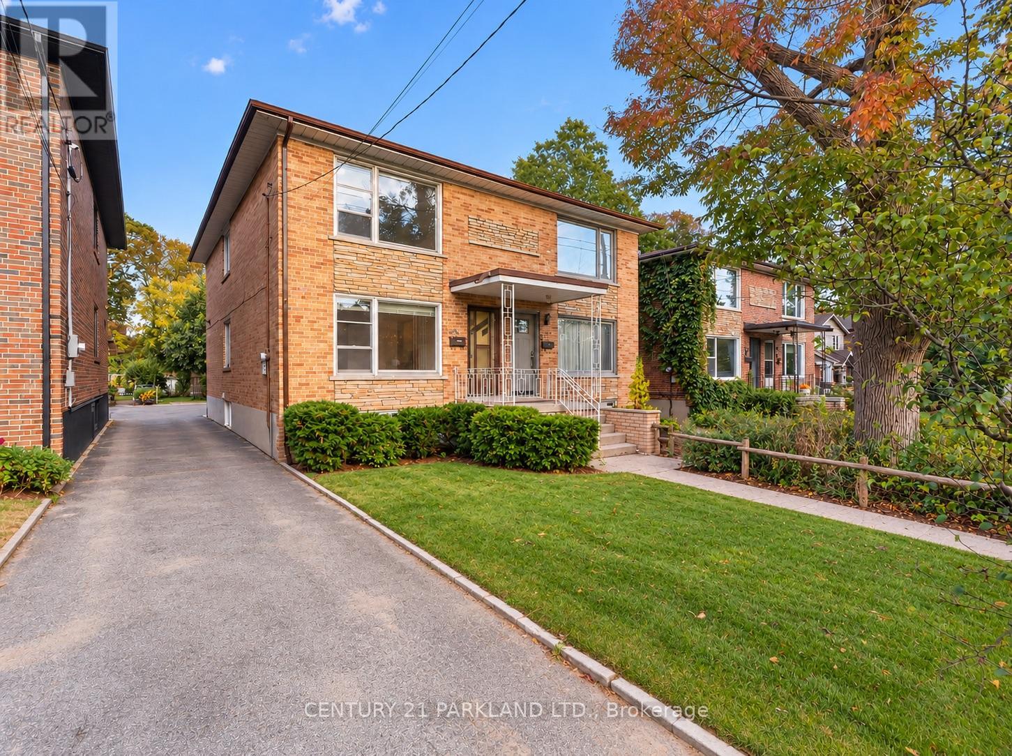 85 VICTORIA PARK AVENUE, Toronto, Ontario