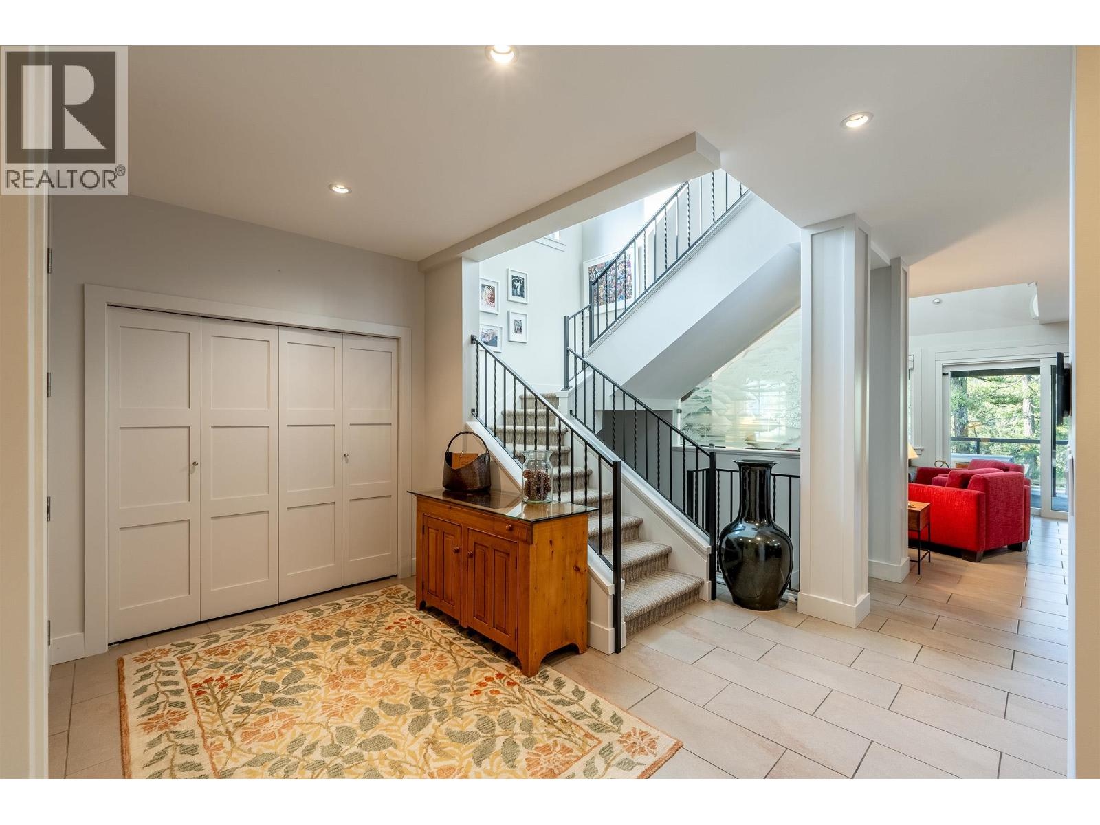 2817 Clifftop Lane, Whistler, British Columbia  V8E 0A8 - Photo 11 - R3173204