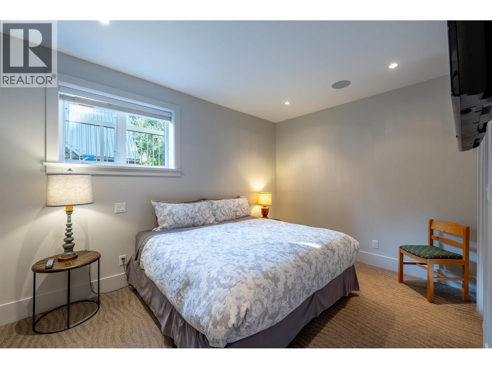 2817 Clifftop Lane, Whistler, British Columbia  V8E 0A8 - Photo 21 - R3173204