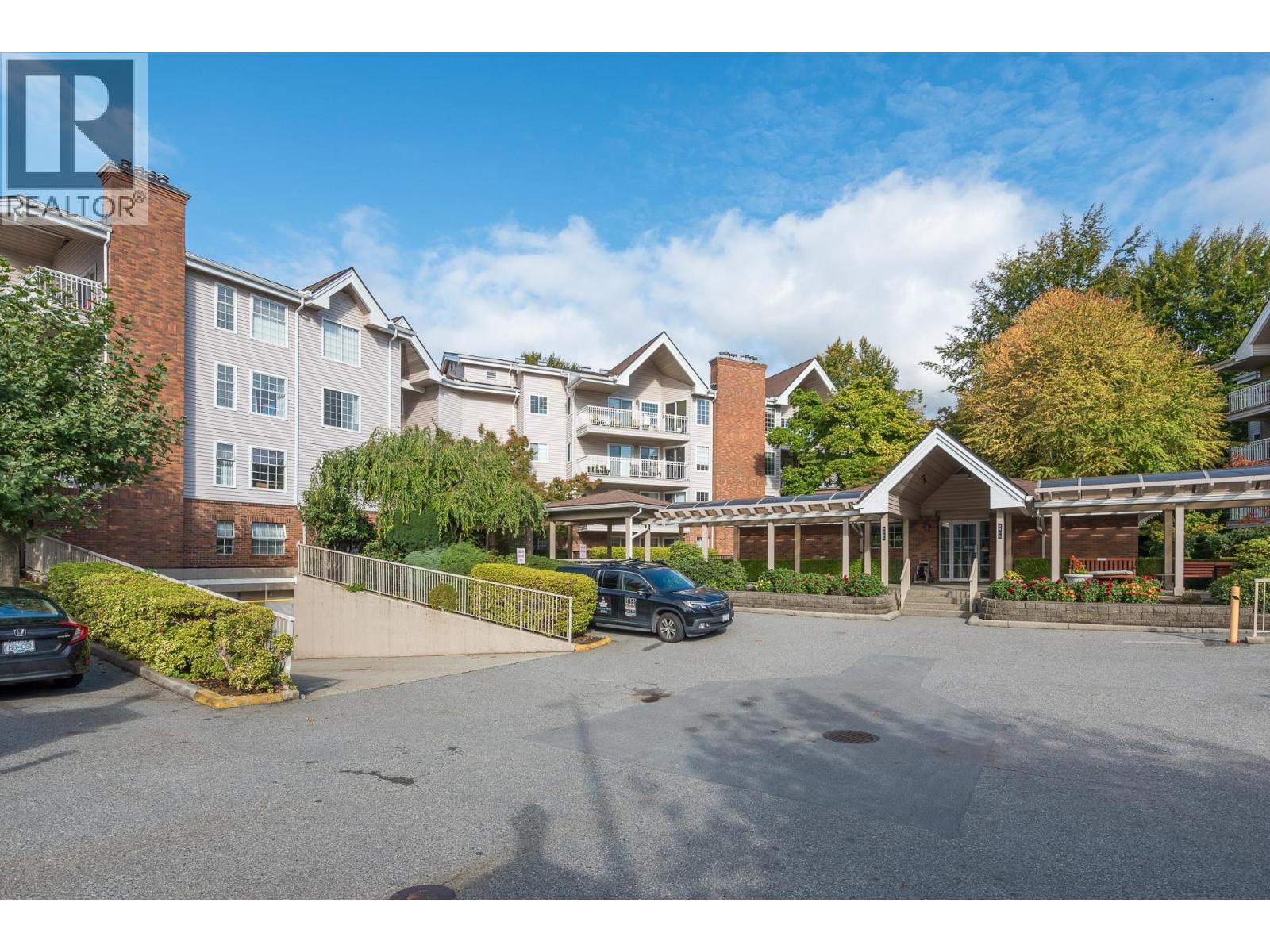 303 2963 BURLINGTON DRIVE, Coquitlam, British Columbia