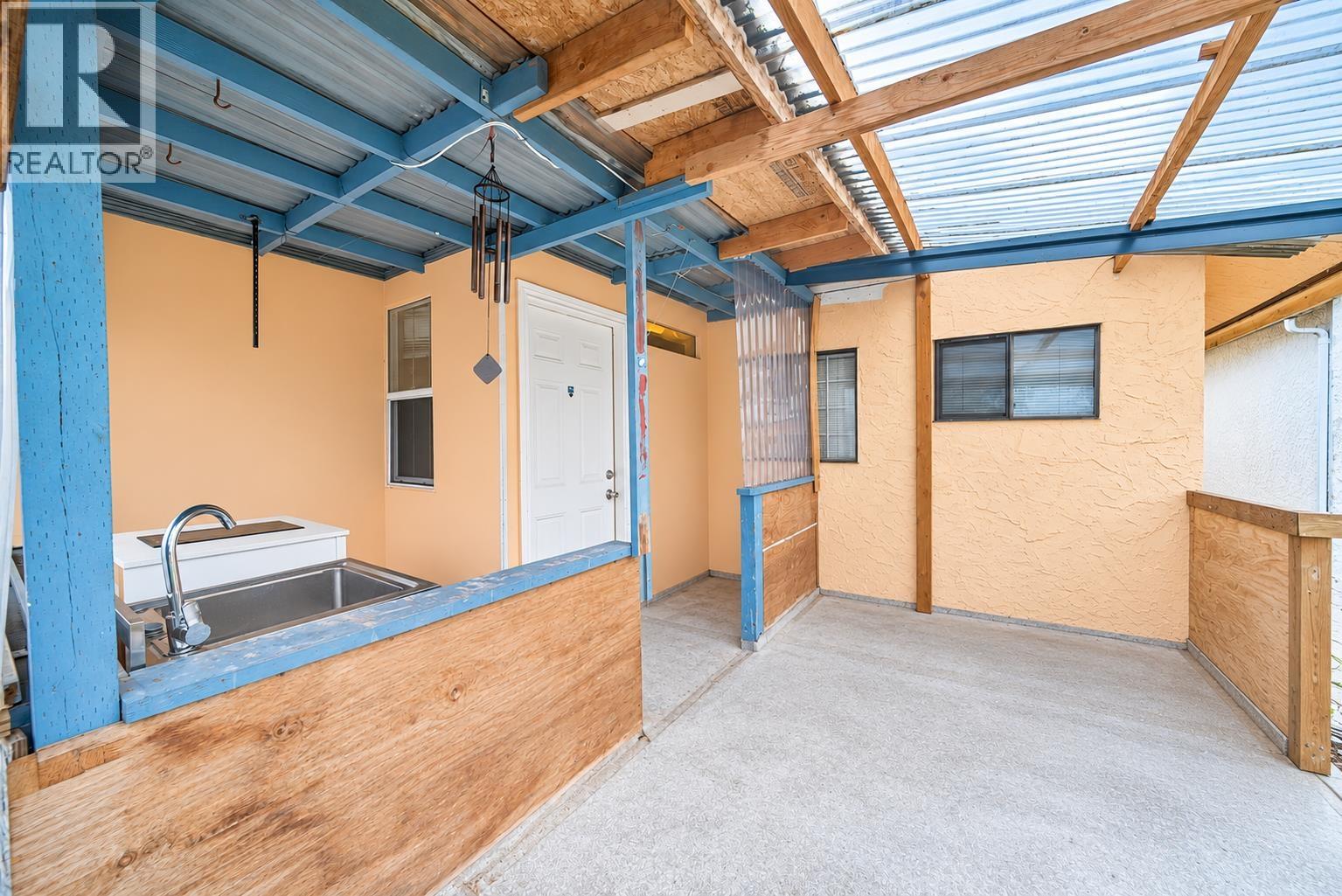 4940 Killarney Street, Vancouver, British Columbia  V5R 3V7 - Photo 25 - R3173056