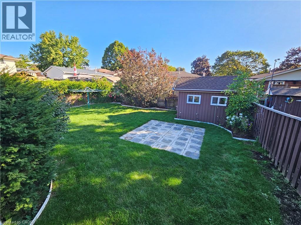 8 Coventry Drive, Kitchener, Ontario  N2A 1N3 - Photo 15 - 40868812