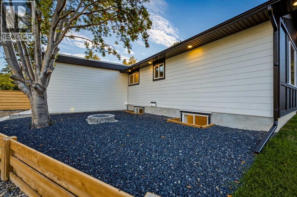 1303 87 Avenue SW, Calgary, Alberta  T2V 0W2 - Photo 42 - A2348933