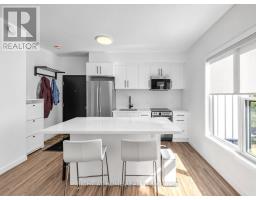 9 - 148 GLENLAKE AVENUE, Toronto, Ontario