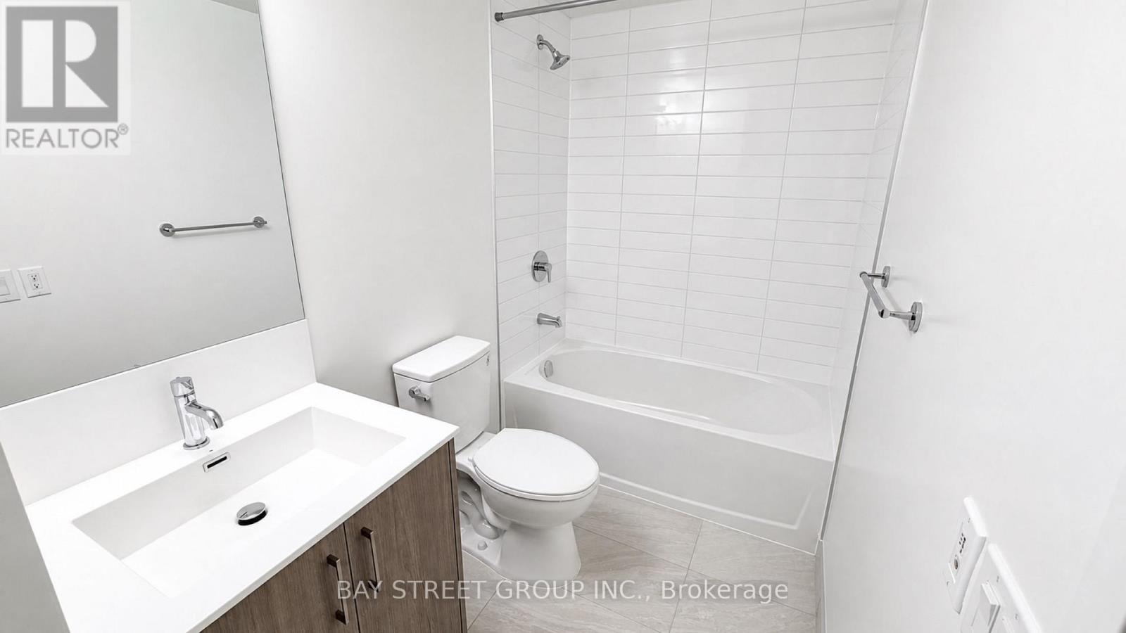 1016 - 4010 Eglinton Avenue W, Toronto, Ontario  M9A 0G5 - Photo 5 - W13870018