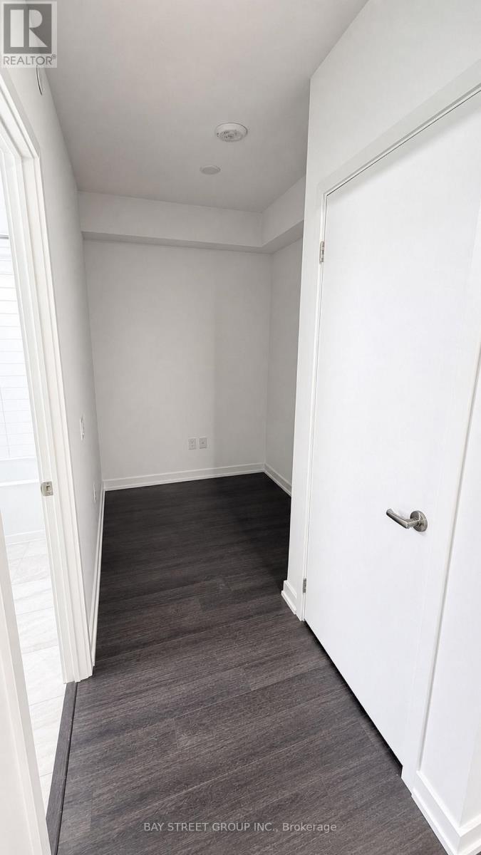 1016 - 4010 Eglinton Avenue W, Toronto, Ontario  M9A 0G5 - Photo 7 - W13870018