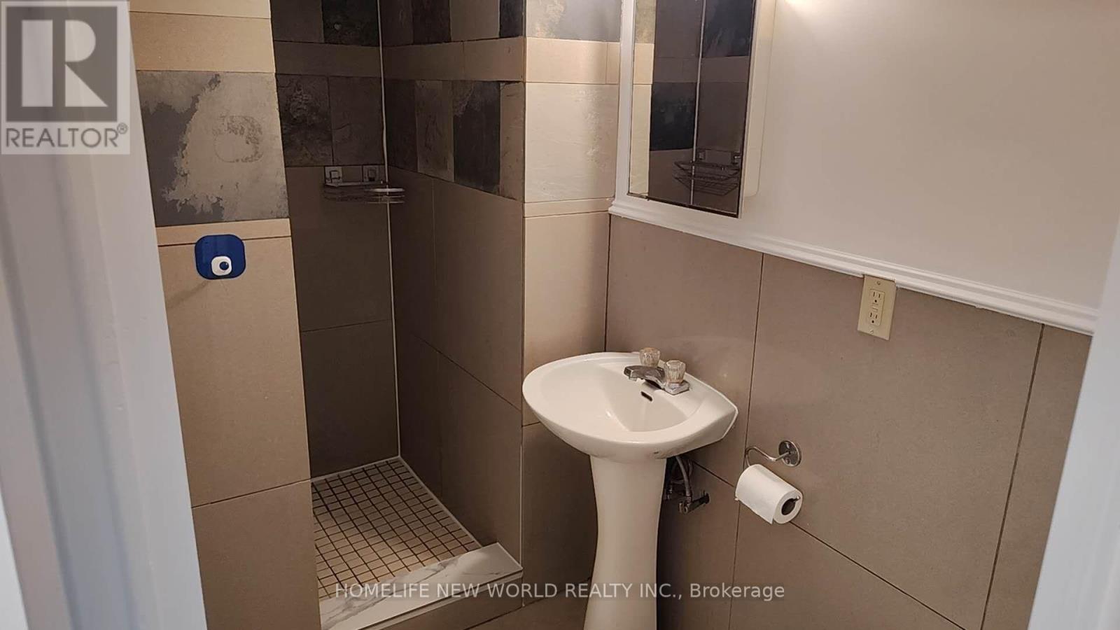 Lower Level - 4383 Radisson Crescent, Mississauga, Ontario  L5M 4C5 - Photo 6 - W13870026