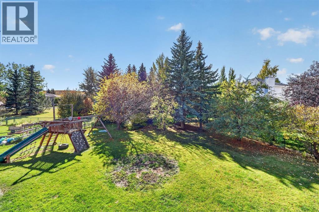 149 Valley Ridge Court NW, Calgary, Alberta  T3B 5L4 - Photo 35 - A2348644