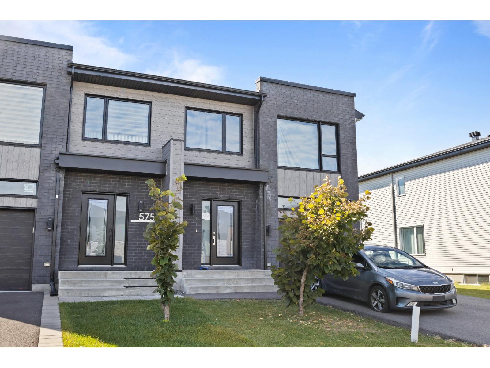 577 Rue F.-X.-Garneau Salaberry-de-Valleyfield Quebec Canada J6S0P6 2