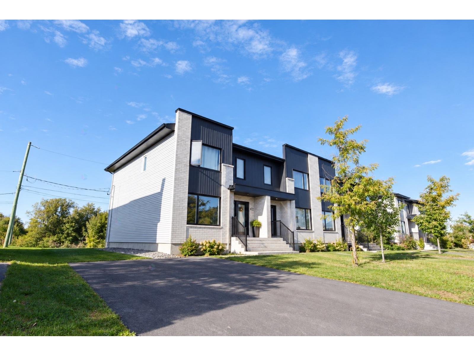 472 Rue Marie-Uguay Salaberry-de-Valleyfield Quebec Canada J6S0P6 2