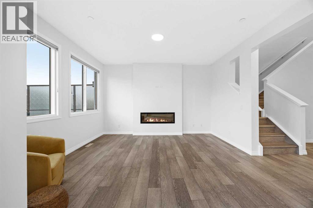 101 Howse Common NE