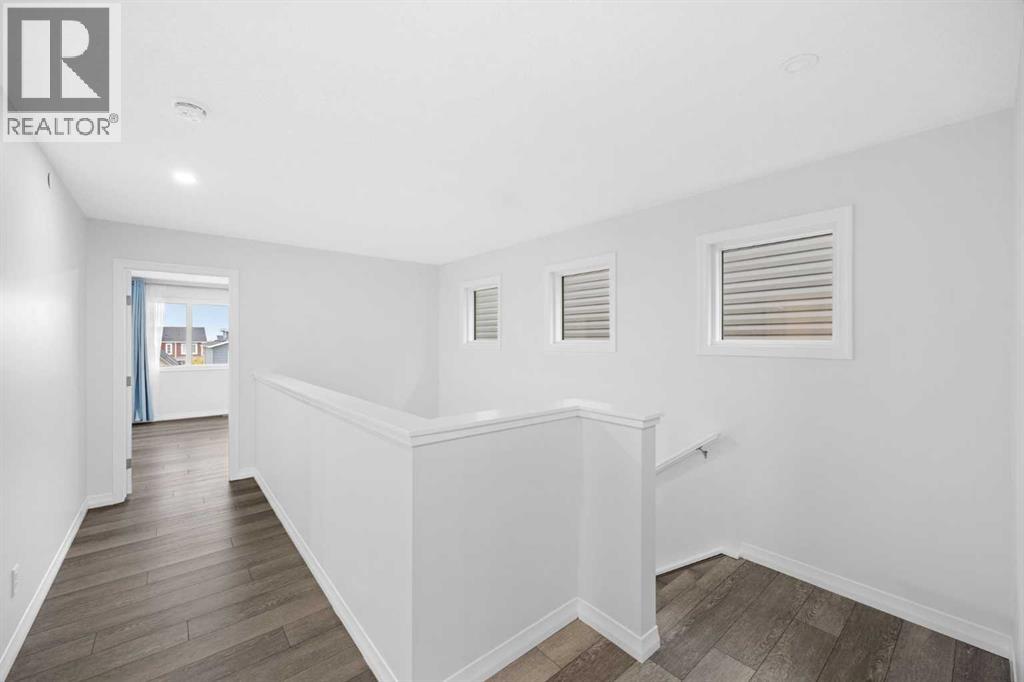 101 Howse Common NE