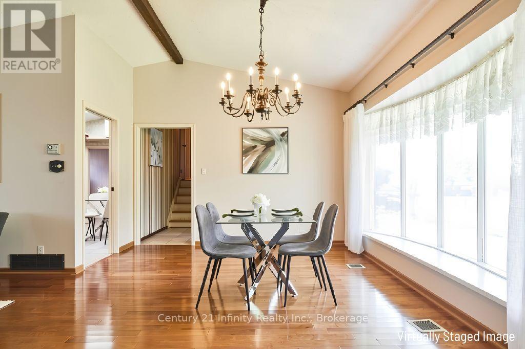 1 Goodland Gate, Toronto, Ontario  M1S 1V4 - Photo 5 - E13870058