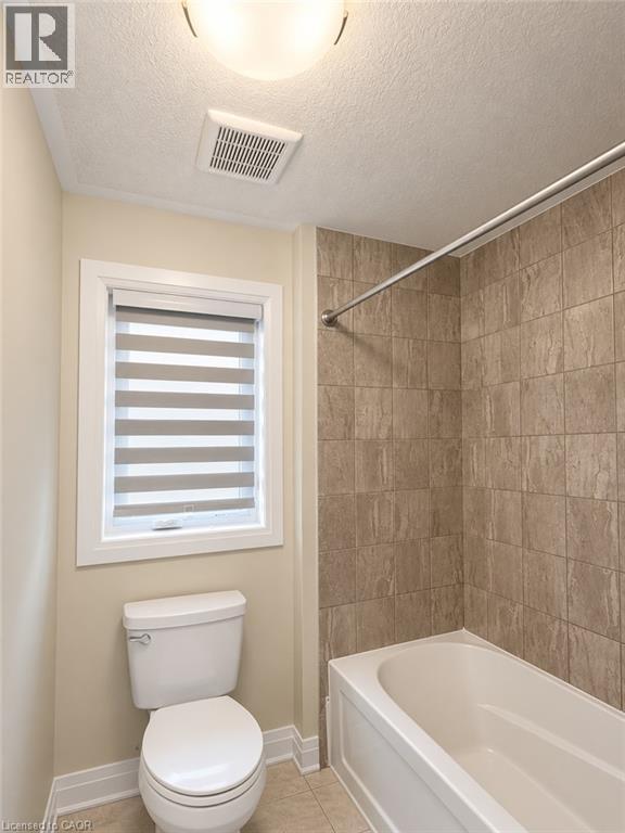 302 Chokecherry Crescent, Waterloo, Ontario  N2V 0H1 - Photo 7 - 40869626