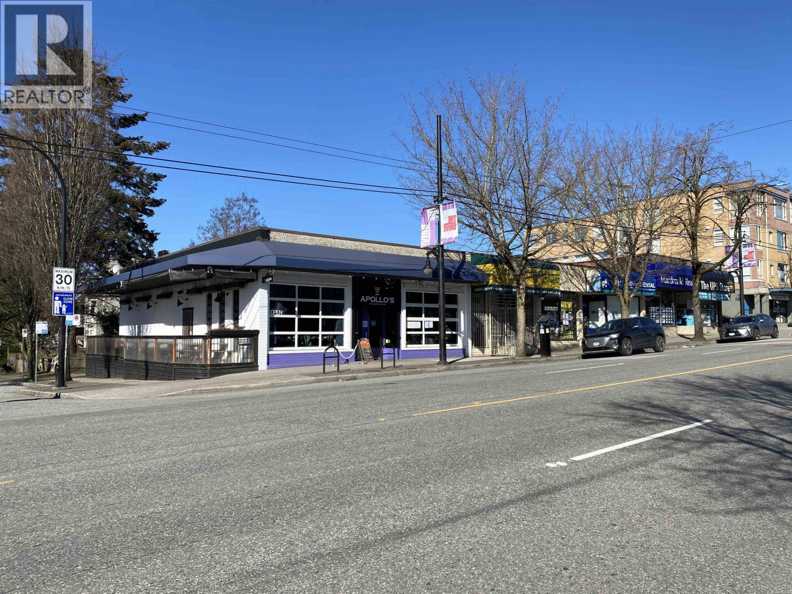 2085 COMMERCIAL DRIVE, Vancouver, British Columbia