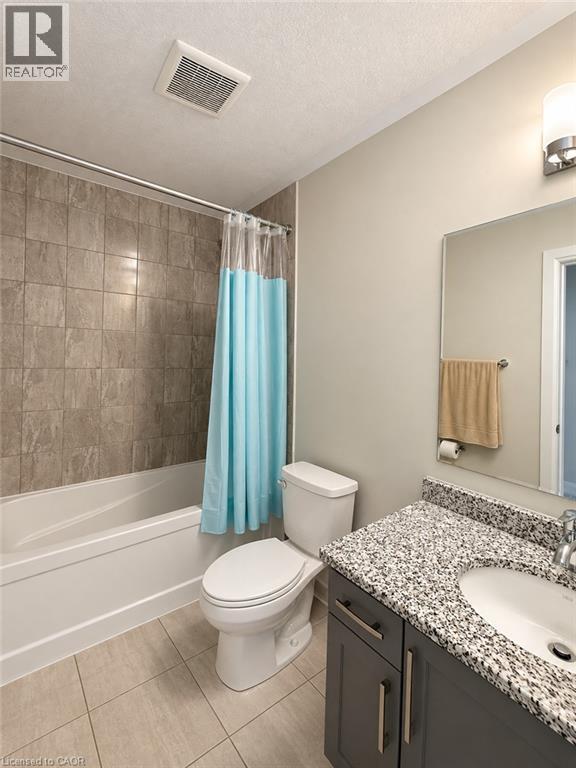 302 Chokecherry Crescent, Waterloo, Ontario  N2V 0H1 - Photo 6 - 40869626