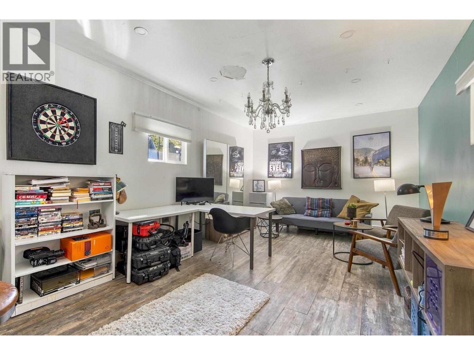 2580 Cambridge Street, Vancouver, British Columbia  V5K 1L4 - Photo 34 - R3173088