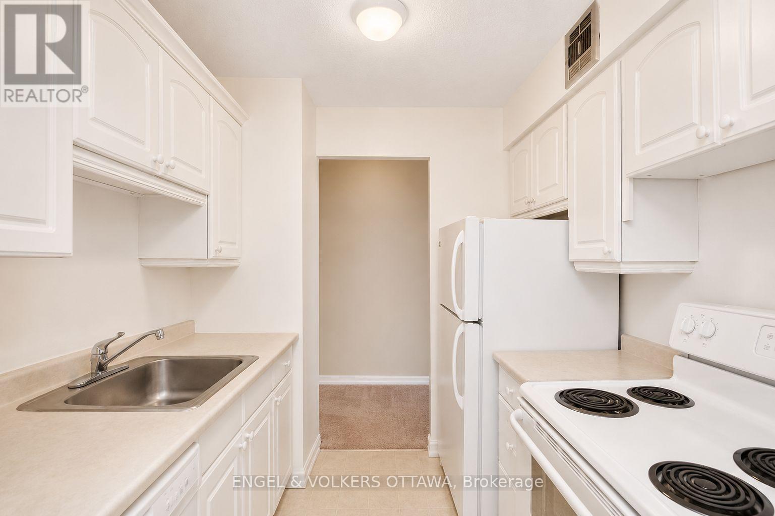 210 - 2400 Virginia Drive, Ottawa, Ontario  K1H 8L3 - Photo 10 - X13870032