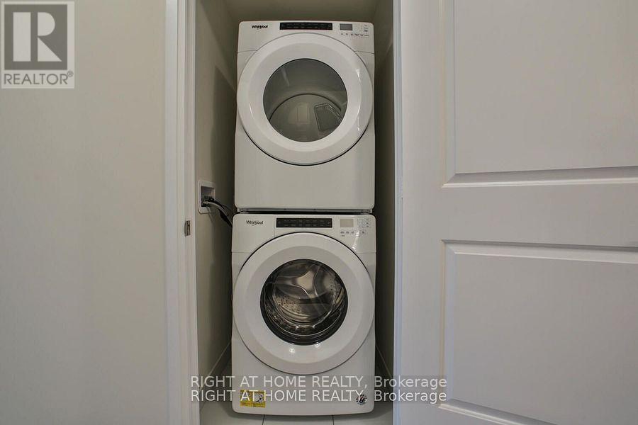 2014 - 35 Watergarden Drive, Mississauga, Ontario  L5R 0G8 - Photo 16 - W13870036