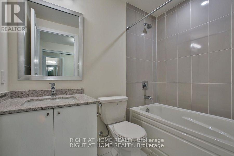 2014 - 35 Watergarden Drive, Mississauga, Ontario  L5R 0G8 - Photo 17 - W13870036