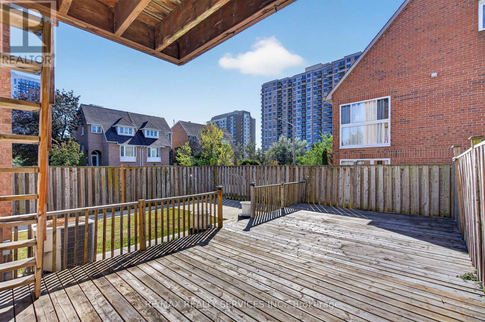 66 Clansman Trail, Mississauga, Ontario  L4Z 3M4 - Photo 15 - W13870054
