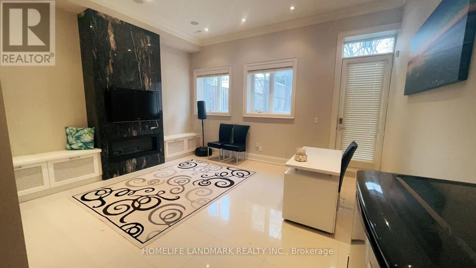 LOWER - 102 WANLESS AVENUE, Toronto, Ontario