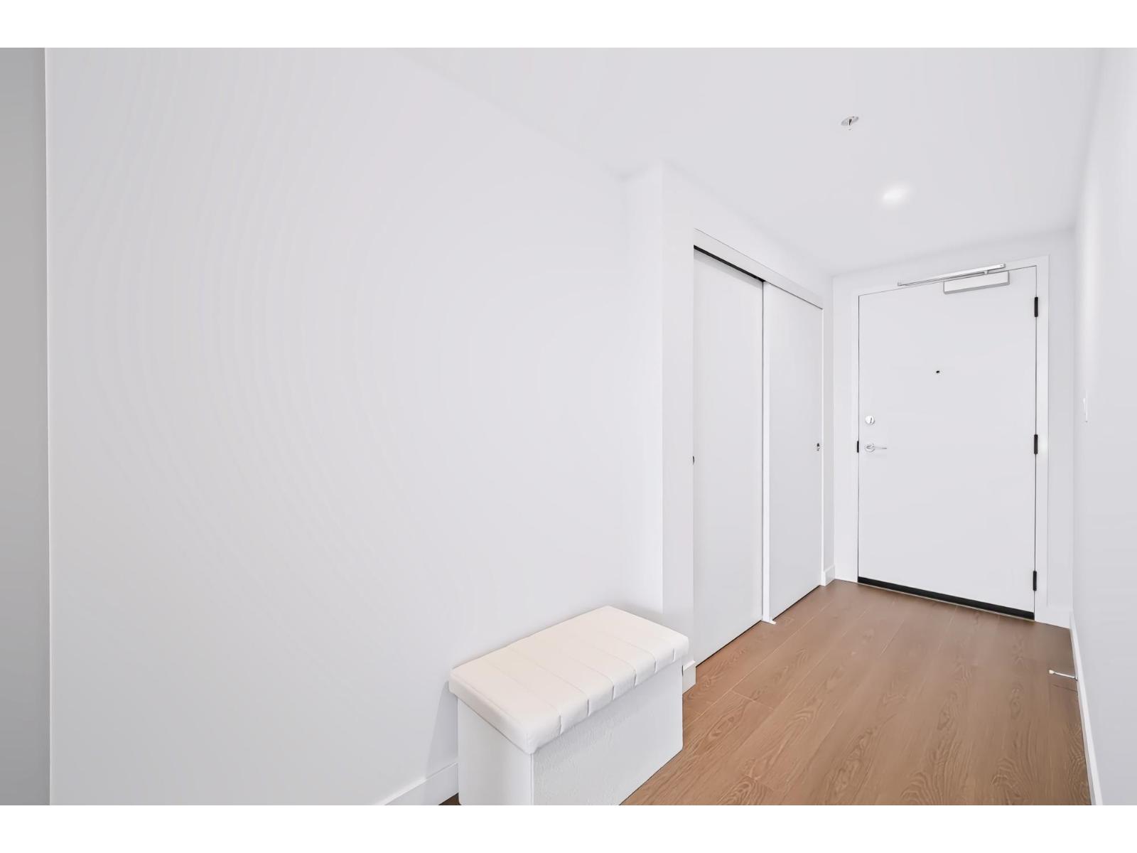 901 13745 George Junction, Surrey, British Columbia  V3T 0V8 - Photo 16 - R3173112