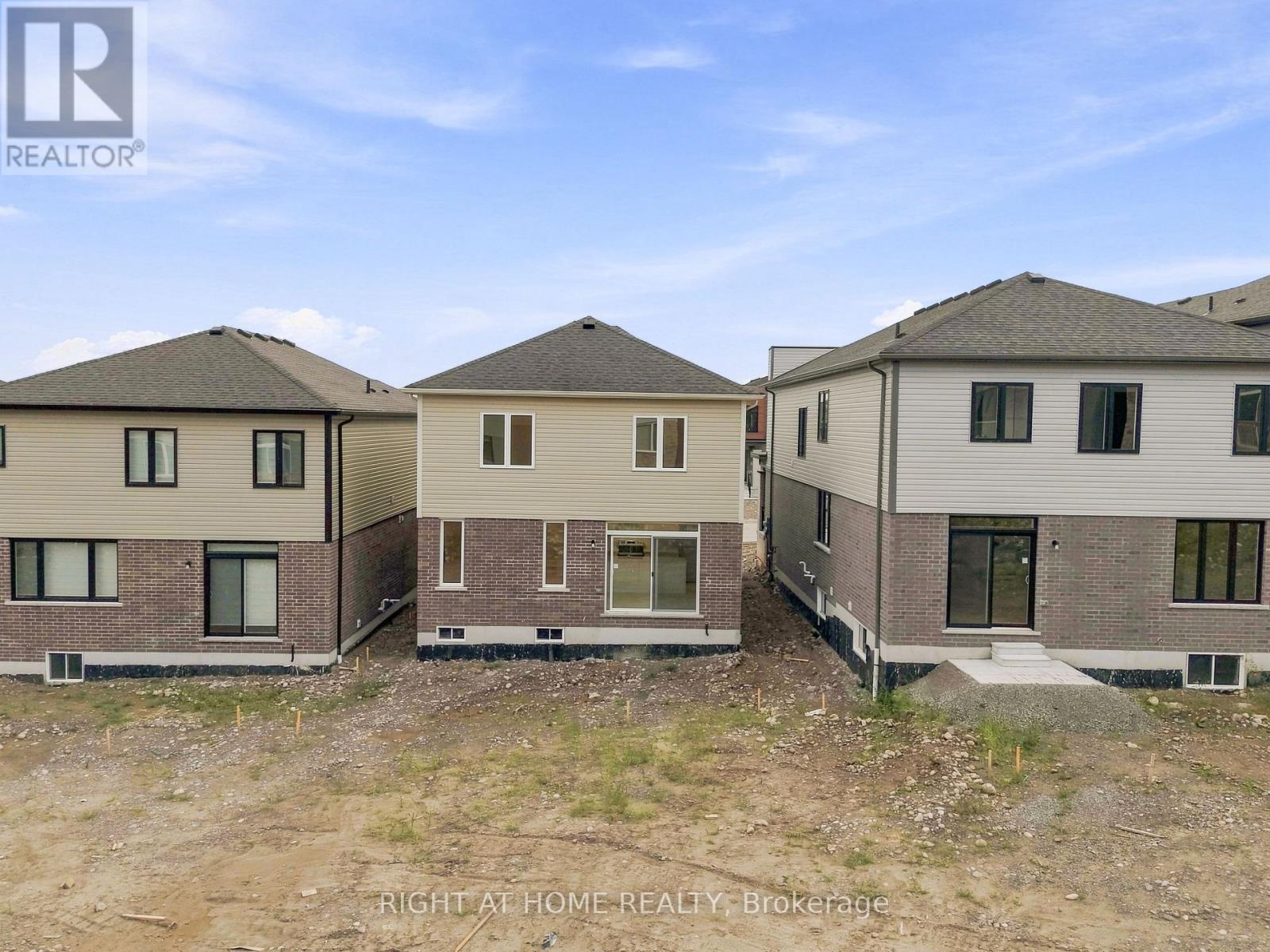 14 Postill Street, Brant, Ontario  N3L 0R4 - Photo 15 - X13870042
