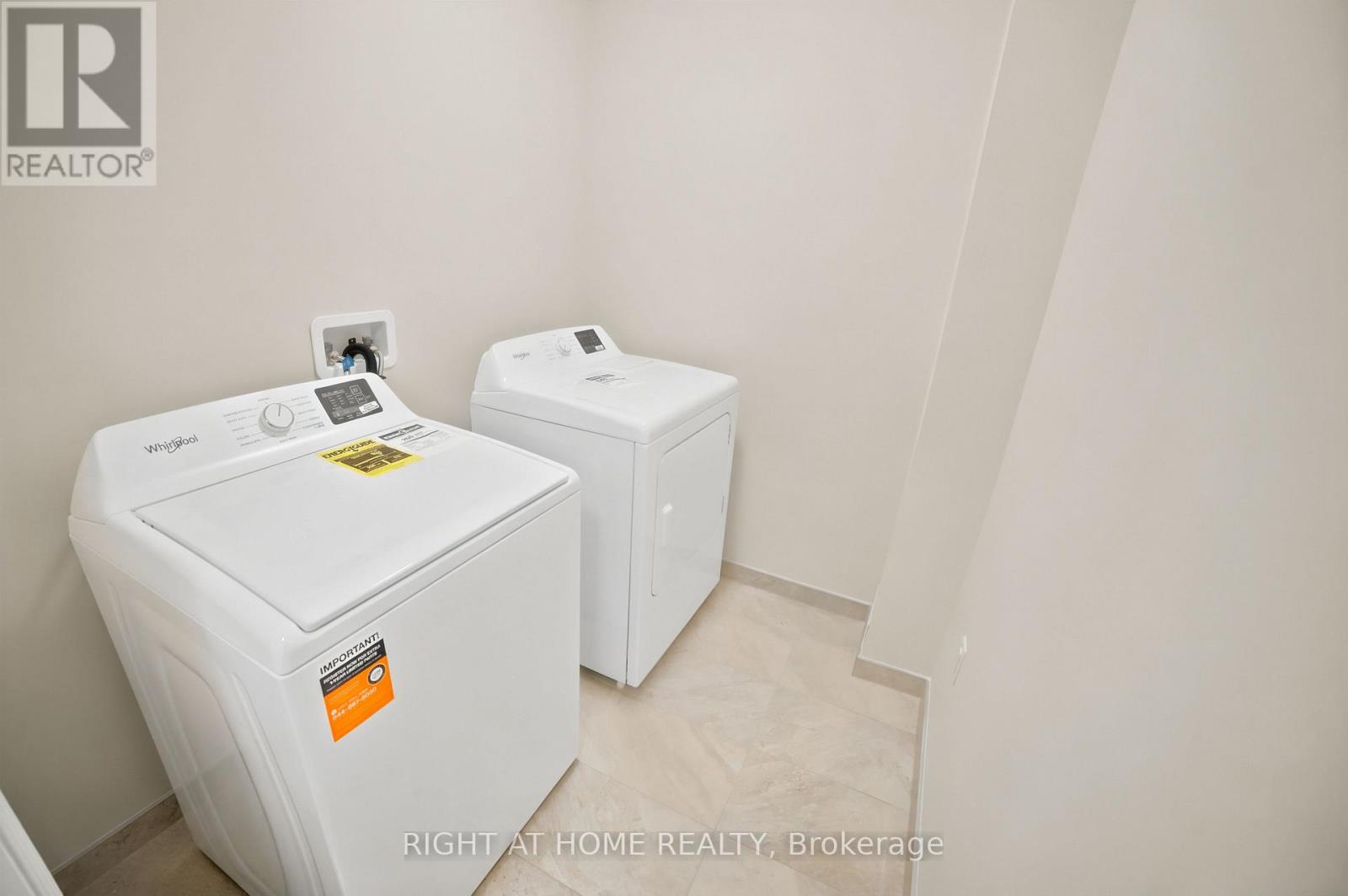 14 Postill Street, Brant, Ontario  N3L 0R4 - Photo 7 - X13870042