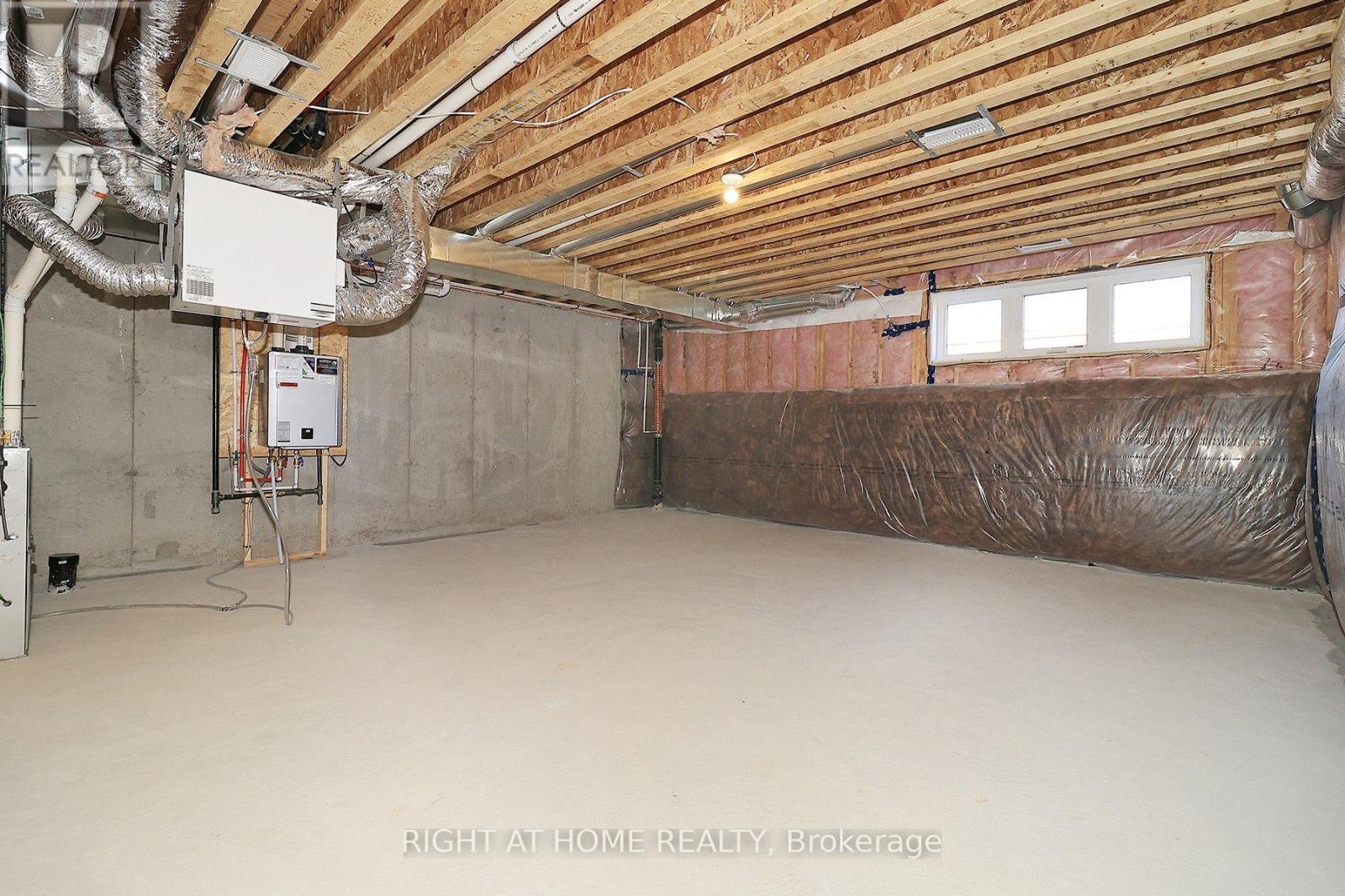 1052 Periwinkle Crescent, Woodstock, Ontario  N4S 7W2 - Photo 28 - X13870056