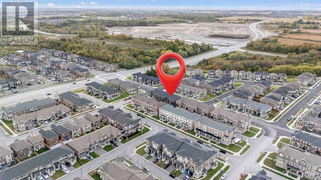 3223 Brigadier Avenue, Pickering, Ontario  L1X 0N1 - Photo 3 - E13870092