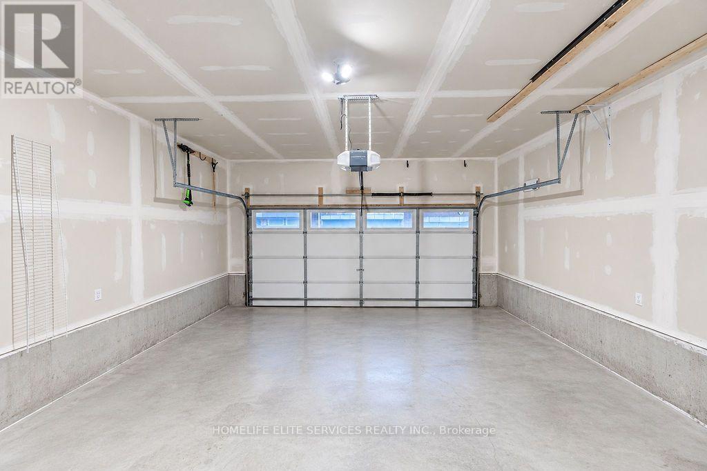 3223 Brigadier Avenue, Pickering, Ontario  L1X 0N1 - Photo 44 - E13870092