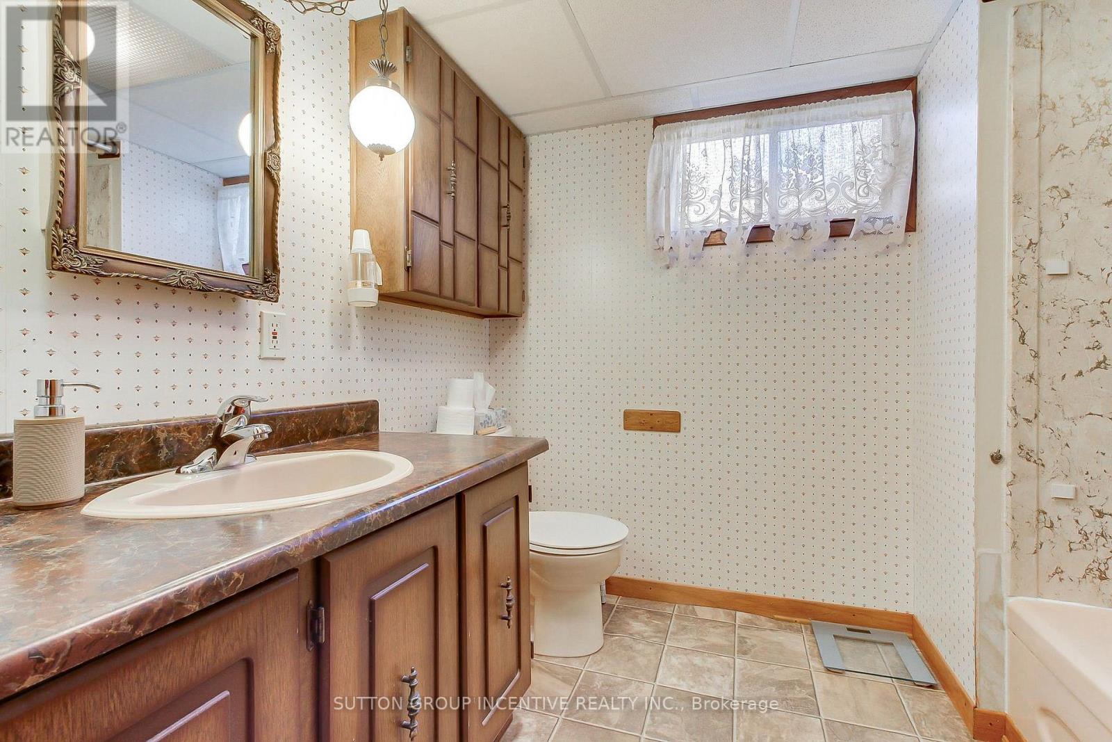 43 Sussex Avenue, Richmond Hill, Ontario  L4C 2E5 - Photo 29 - N13870082