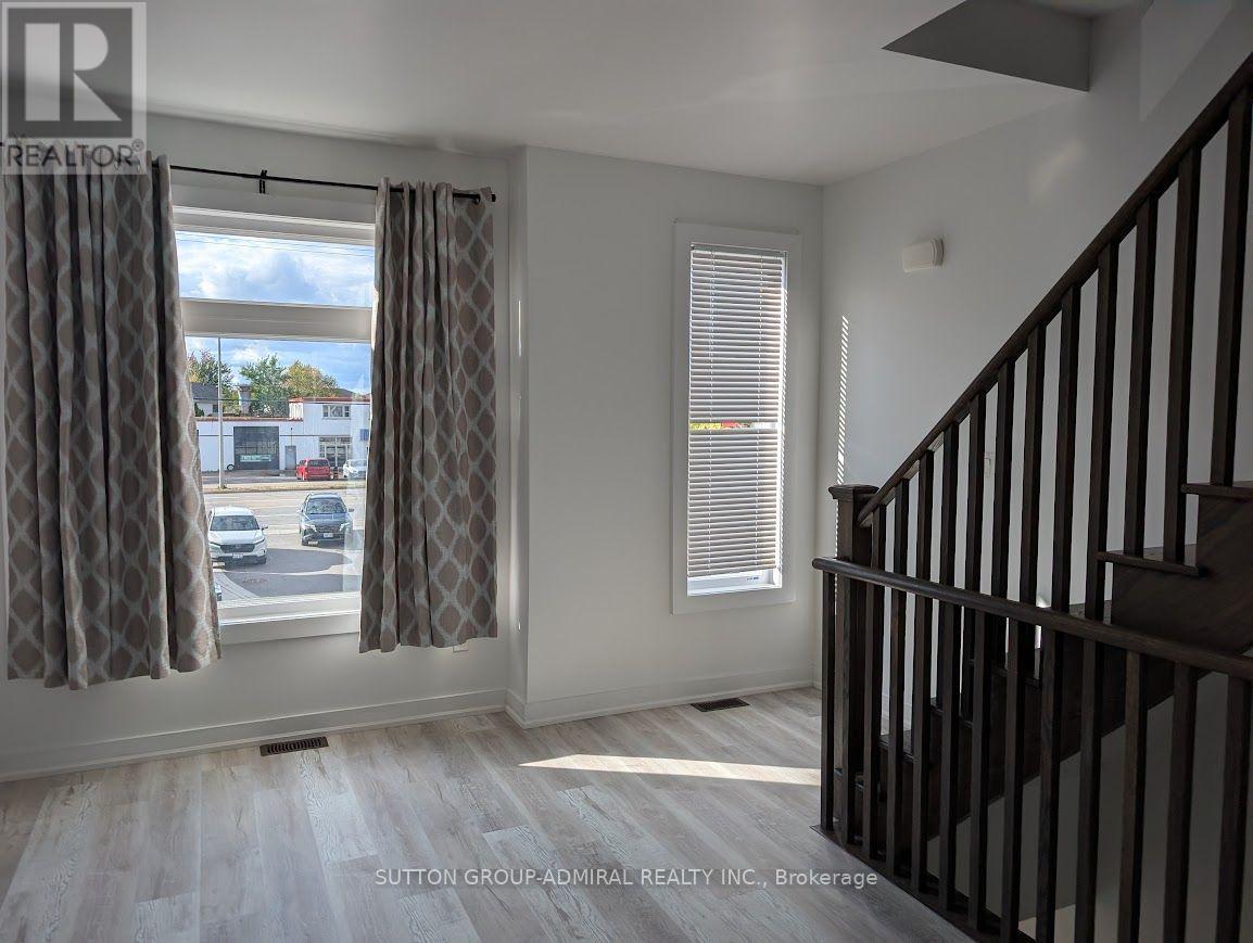 17 - 540 Essa Road, Barrie, Ontario L4N 9E5 - Photo 12 - S13870094