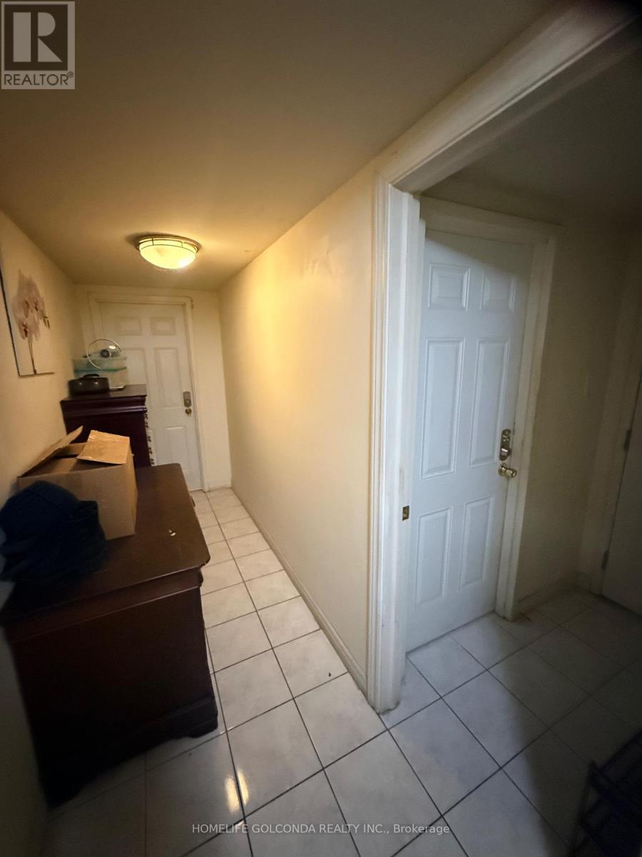 10 Aldwinckle Heights, Toronto, Ontario  M3J 3S6 - Photo 12 - W13870080