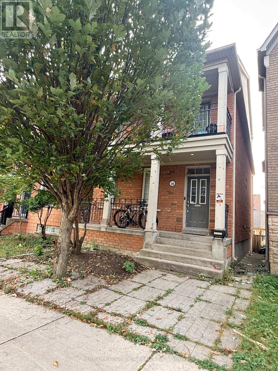10 Aldwinckle Heights, Toronto, Ontario  M3J 3S6 - Photo 2 - W13870080