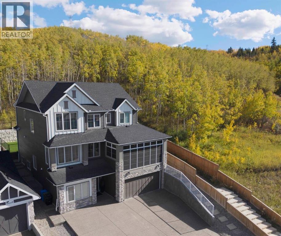 40 Crestridge Heights SW, Calgary, Alberta  T3B 6K6 - Photo 1 - A2349612