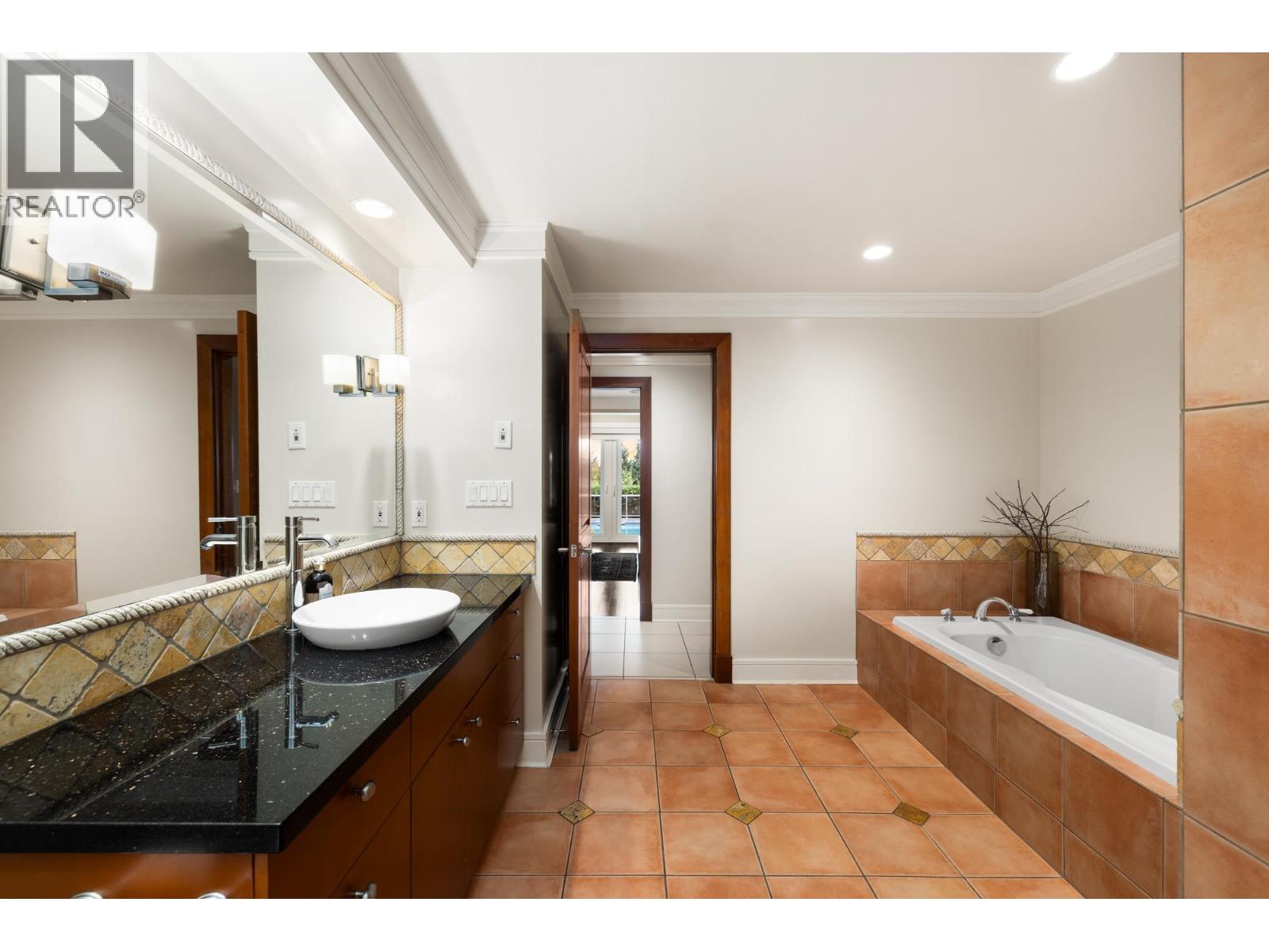 1035 King Georges Way, West Vancouver, British Columbia  V7S 1S6 - Photo 27 - R3171689