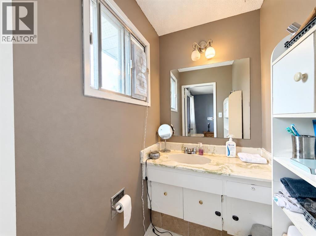 5746 9 Avenue, Edson, Alberta  T7E 1J3 - Photo 22 - A2335851
