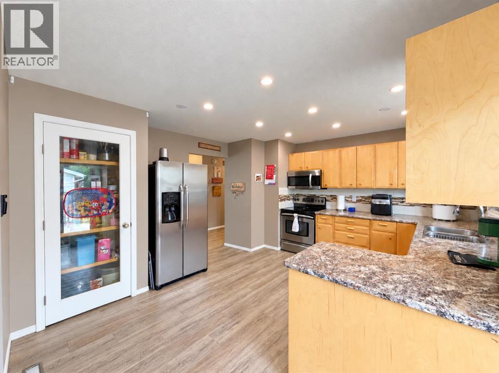 5746 9 Avenue, Edson, Alberta  T7E 1J3 - Photo 12 - A2335851