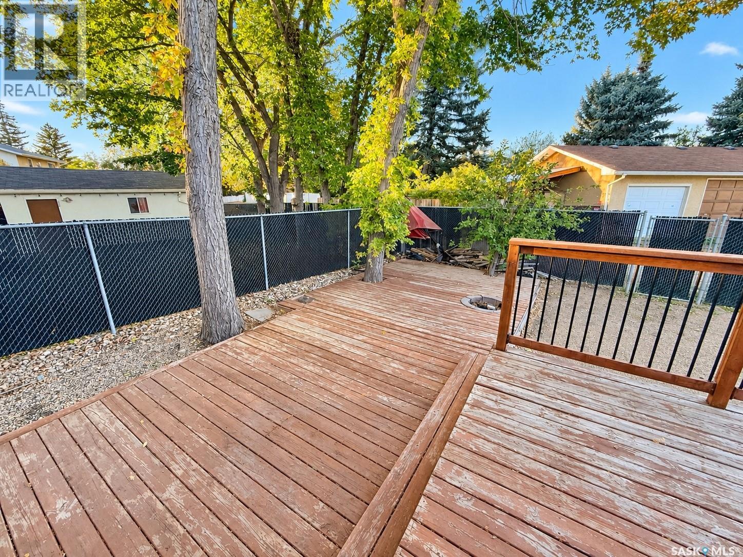 5810 Sherwood Drive, Regina, Saskatchewan  S4T 6Y7 - Photo 38 - SK050562